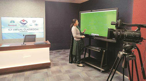  DD, AIR broadcast virtual classes through regional channels